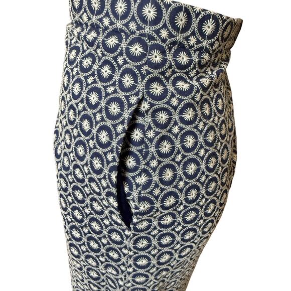 NWT Brooks Brothers 346 A-Line Knee-Length Eyelet Skirt Size 14 - Picture 3 of 5